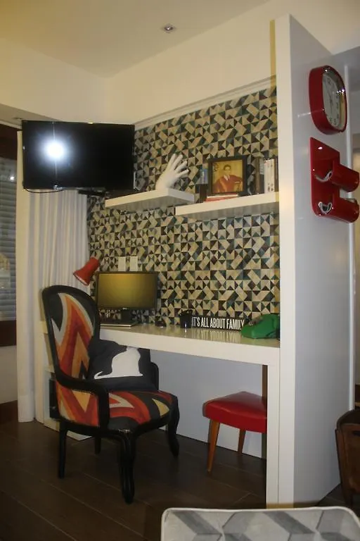 Porto Retro Flat Boutique Aparthotel Porto Alegre 3*,  Brazil